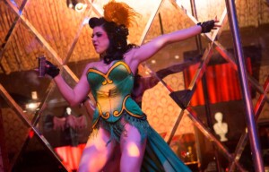 roxy-dlite-halloween-10