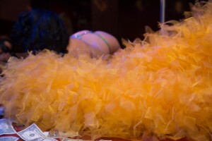 roxy-dlite-halloween-81